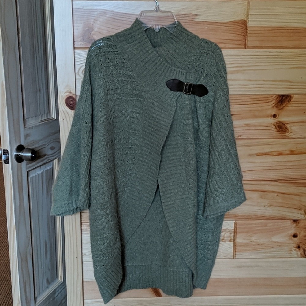 Fenn Wright Manson Poncho